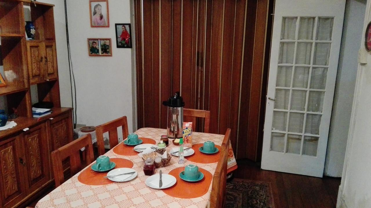 Bed and Breakfast La Casa Almeyda Сантьяго Экстерьер фото
